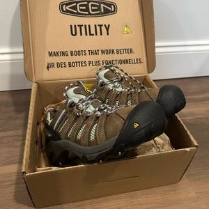 Keen Women's Steel Toe Utility Footwear